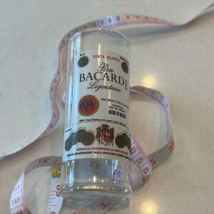 Ron Bacardi legendario excellent condition, carta Blanca great for rum drinker.